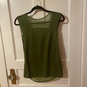 RW & Co. sleeveless, cowl back top in olive. XS